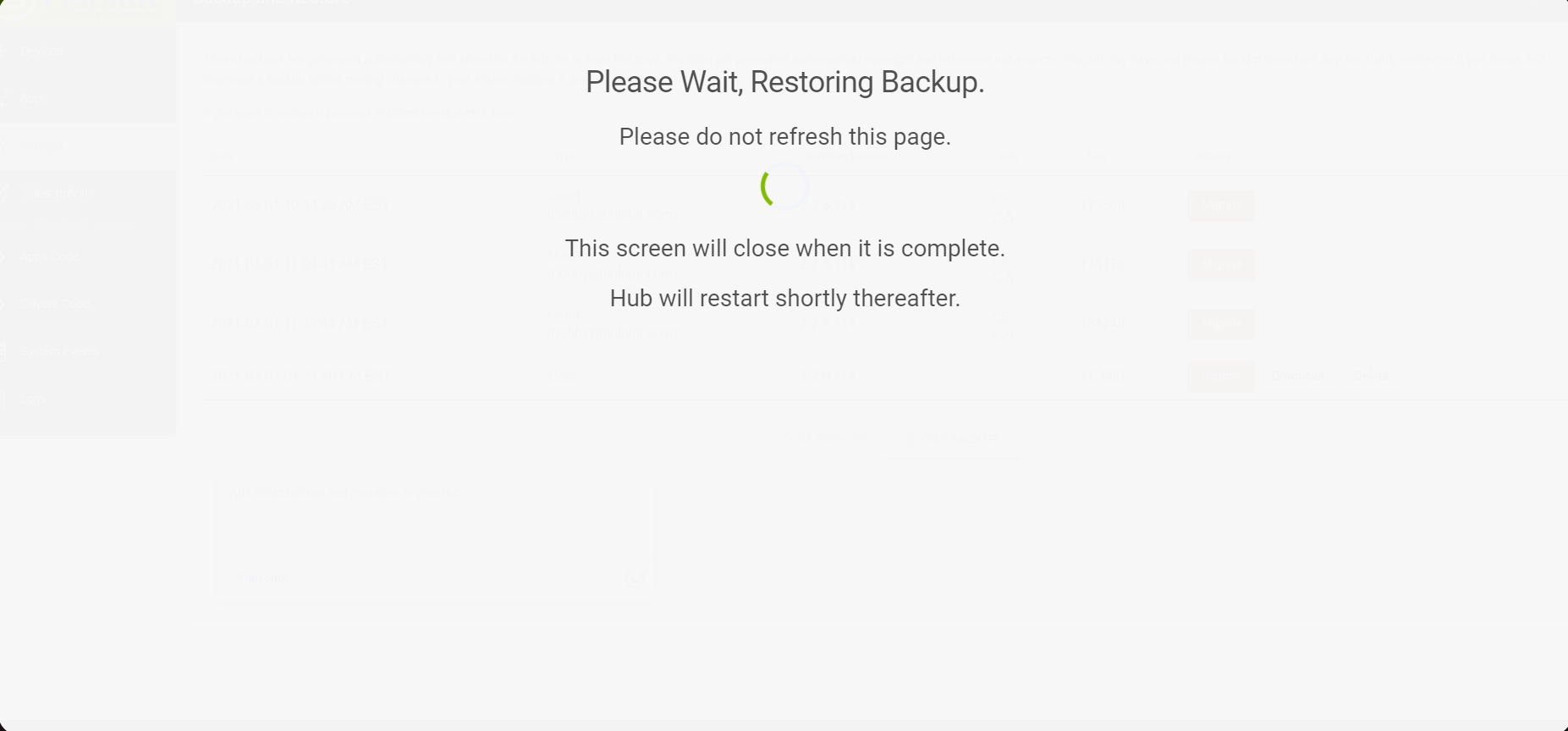Screenshot: "Restoring backup..." screen